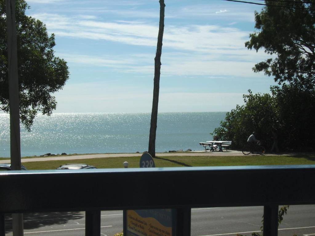 Lisianna Apartments Hervey Bay Extérieur photo